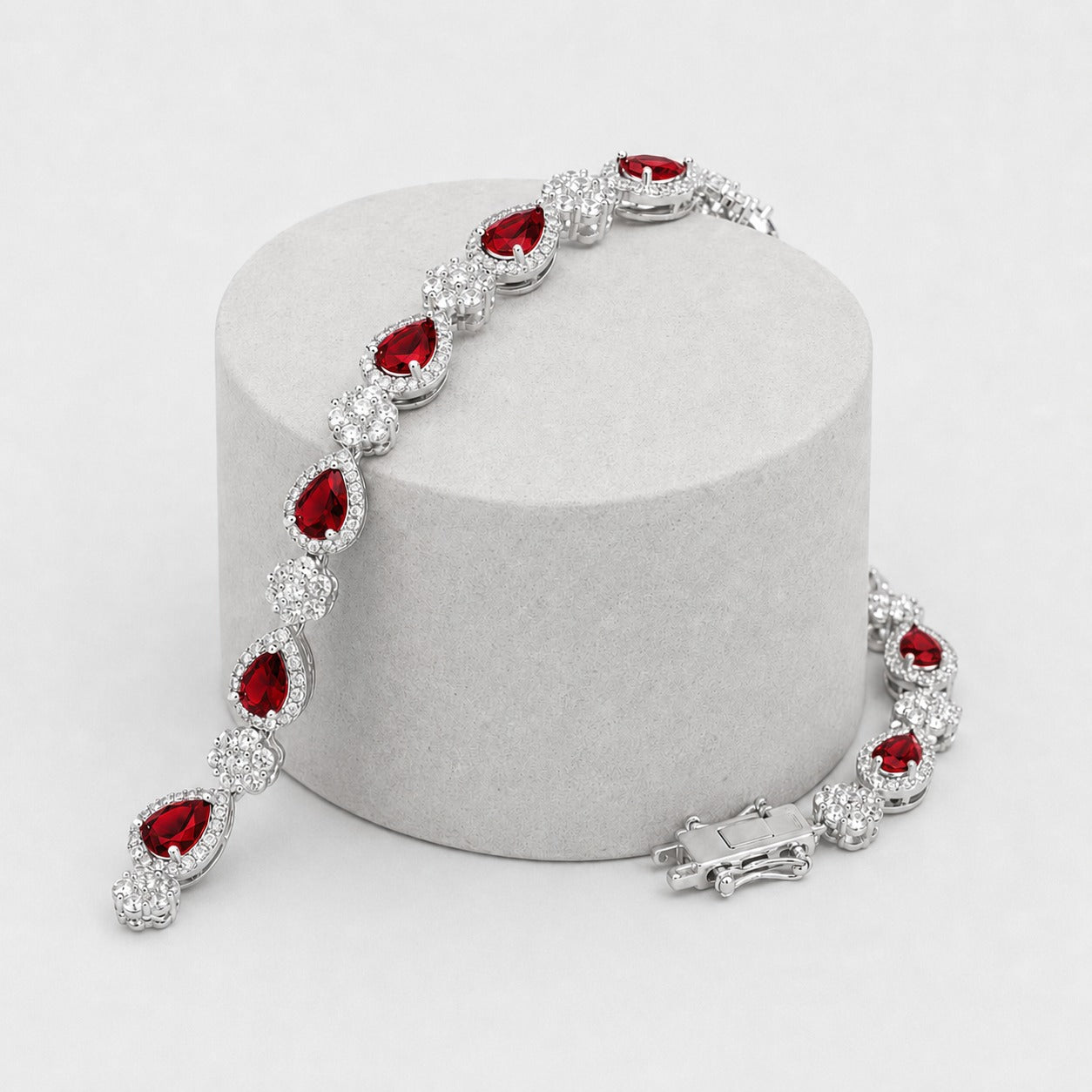 Teardrop Rouge